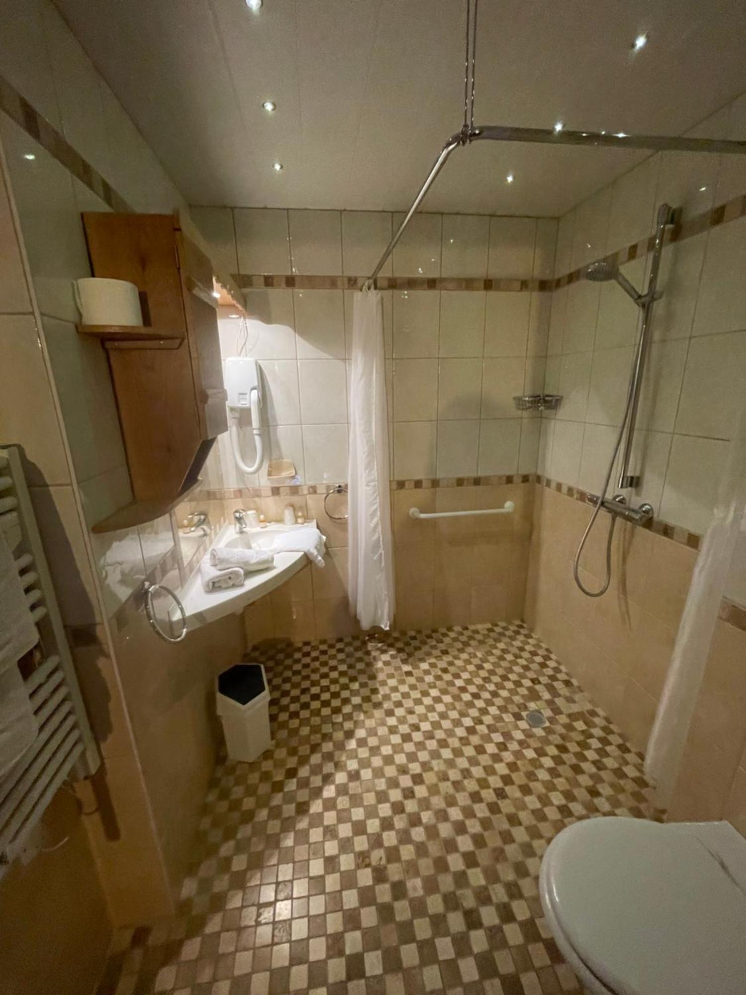 Hotel Le Ferraillon Абонданс Экстерьер фото